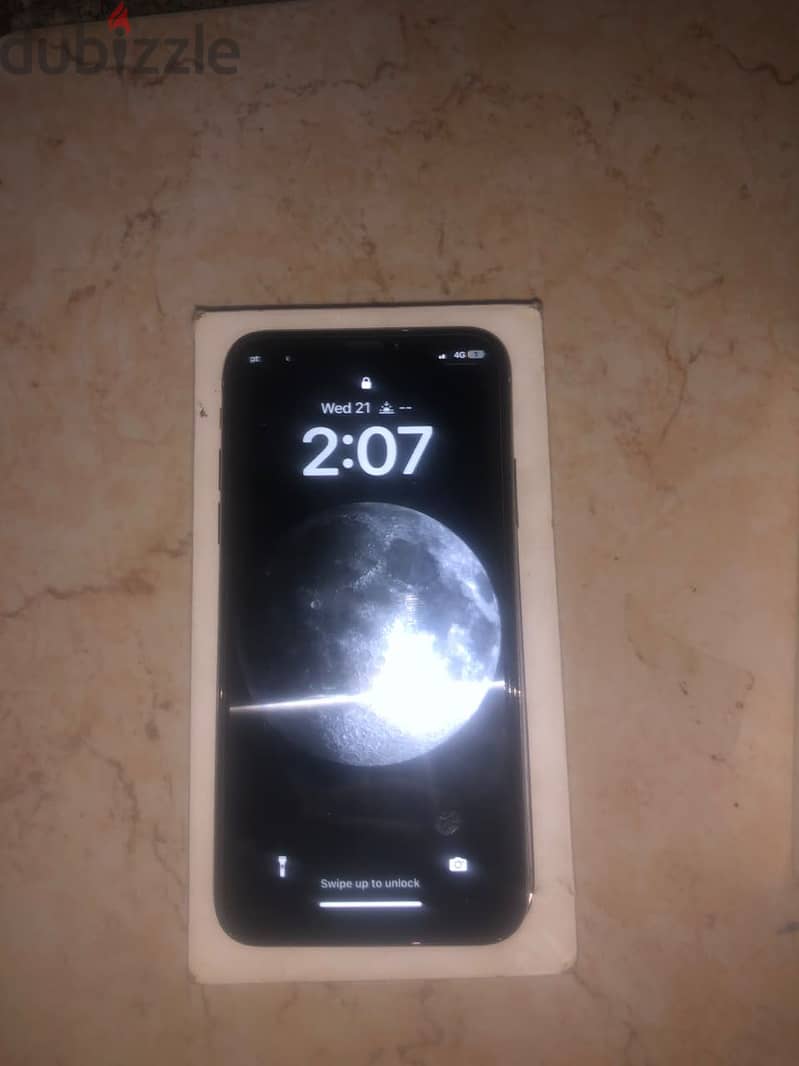 Apple - iPhone X 1