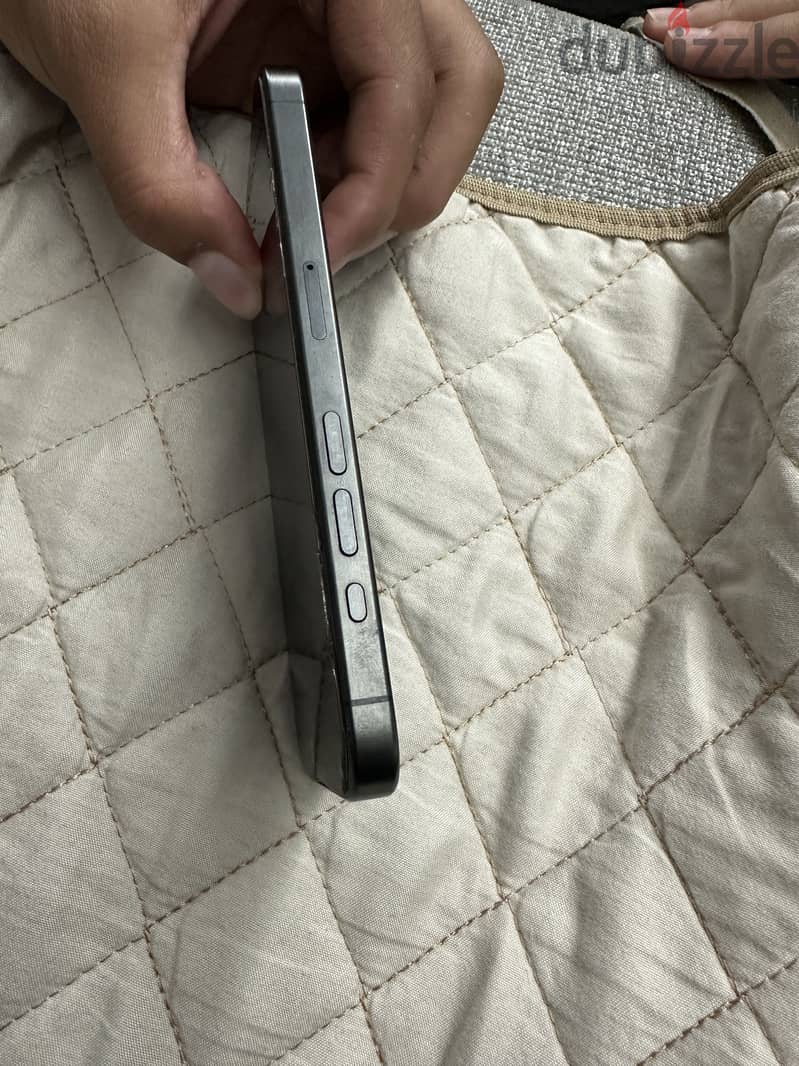 Apple - iPhone 15 Pro 3