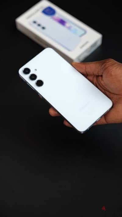 سامسونج جلاكسي A55 5G بحالة الزيرو - 128GB / 8GB