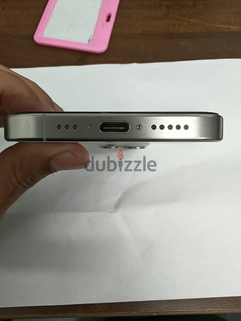 Apple - iPhone 15 Pro 3