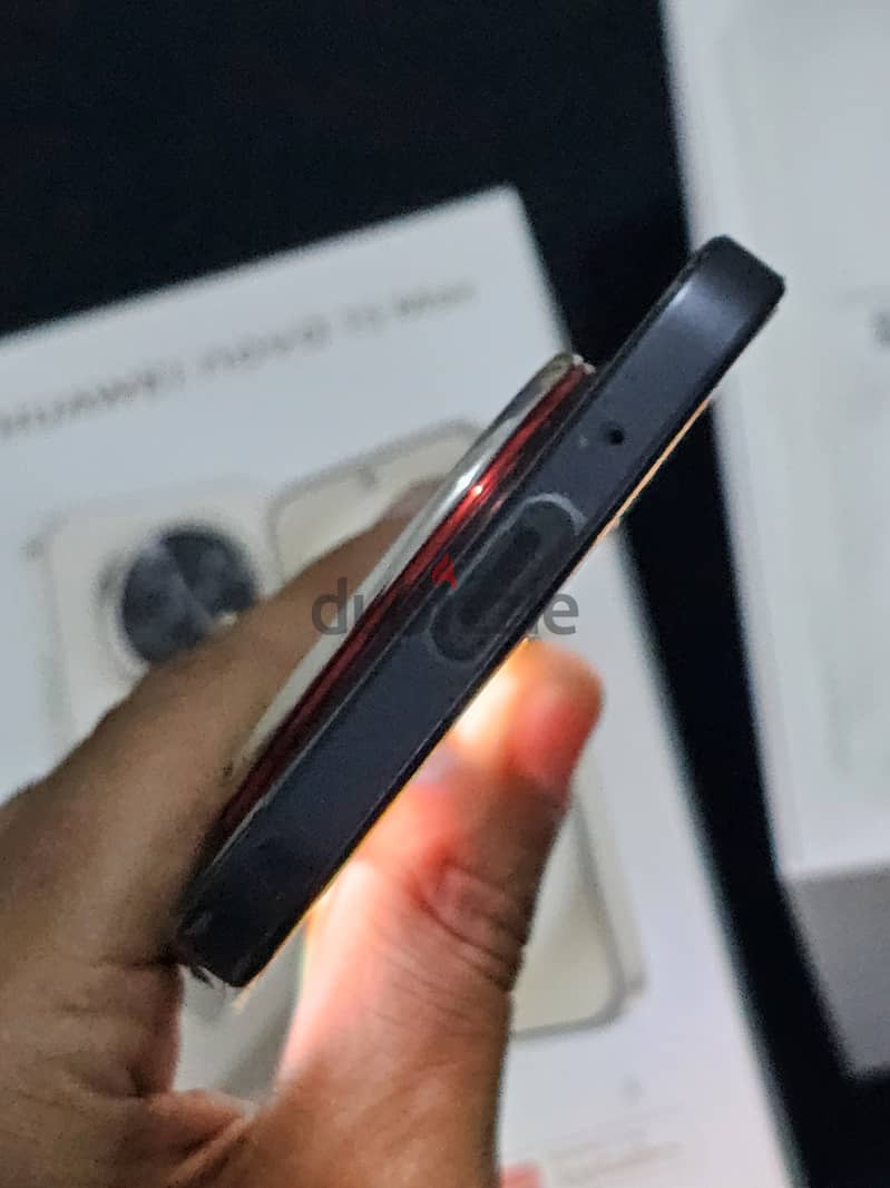 Nova 15 Max 4
