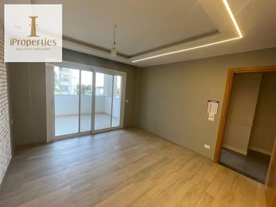 Apt 3 bedroom -211m For Rent In HPR Hyde Park New Cairo Direct in 90 Street