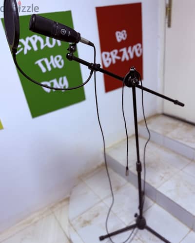  للبيع AKG Studio Microphone Set كامل