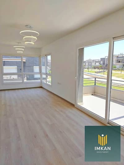 Apartment for sale with a 2.5% down payment and a 9-year interest-free installment plan, located in Kayan City compound at the entrance to the New Adm