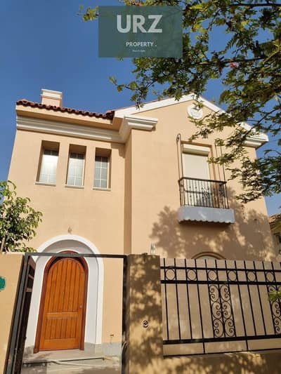 Experience luxury and privacy in a twin house villa by La Vista strategically located near New Cairo and the American University