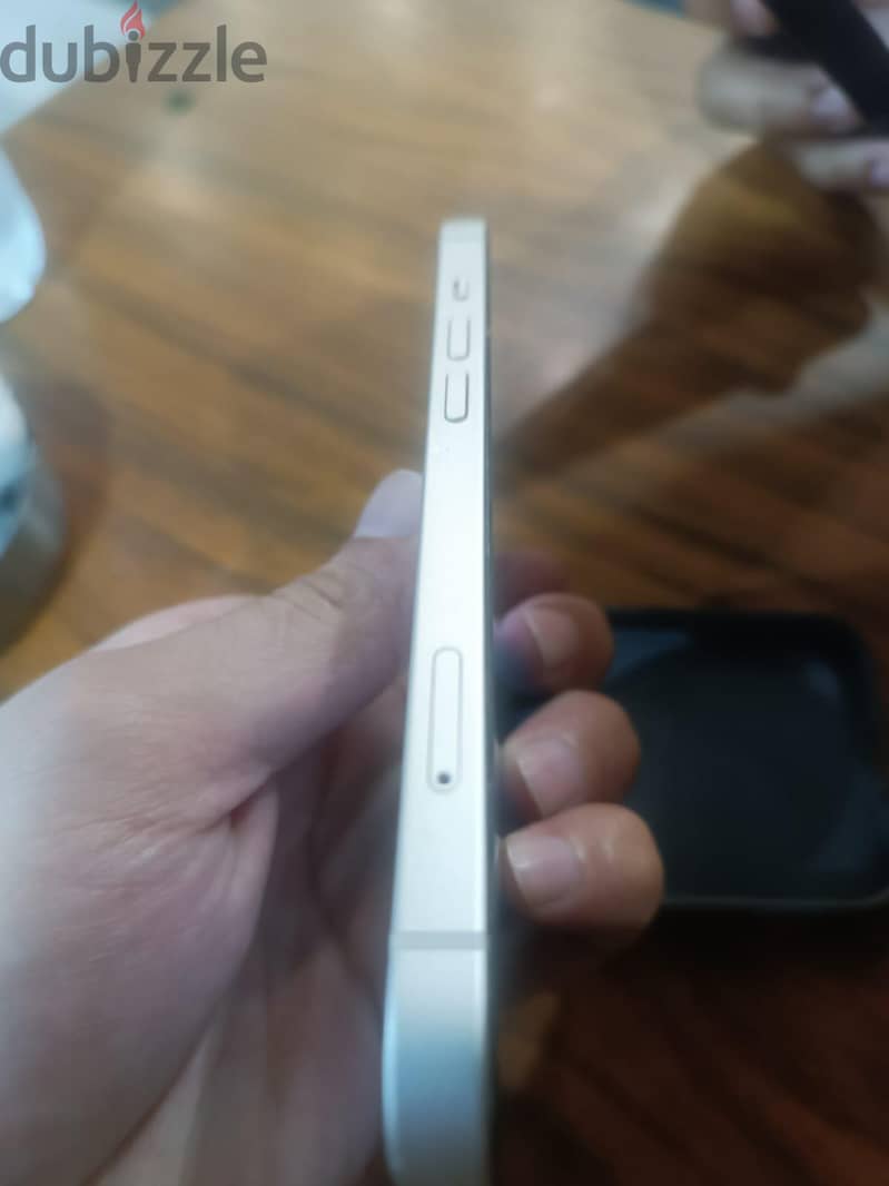 Apple - iPhone 13 2