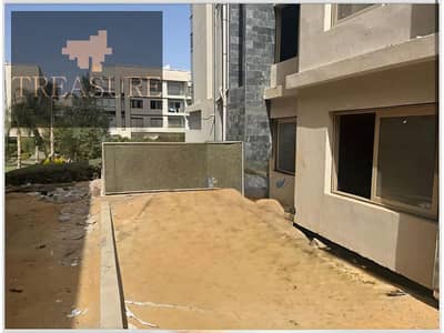 شقه بجاردن للبيع في جاليريا مون فالي - القاهره الجديده - Galleria Moon valley - new cairo