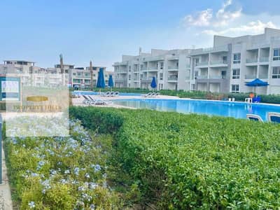 شاليه بجاردن متشطب بالتكيفات للبيع sea view بالتقسيط علي 8 سنوات في اروما العين السخنه