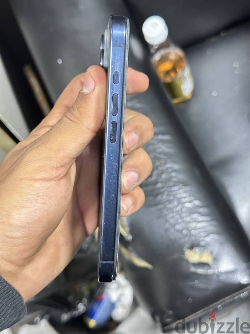 Apple - iPhone 15 Pro 3
