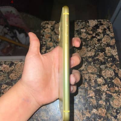 Apple - iPhone 11