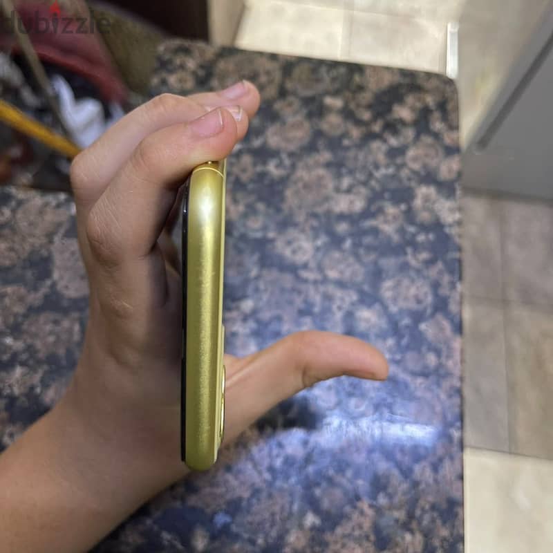 Apple - iPhone 11 3