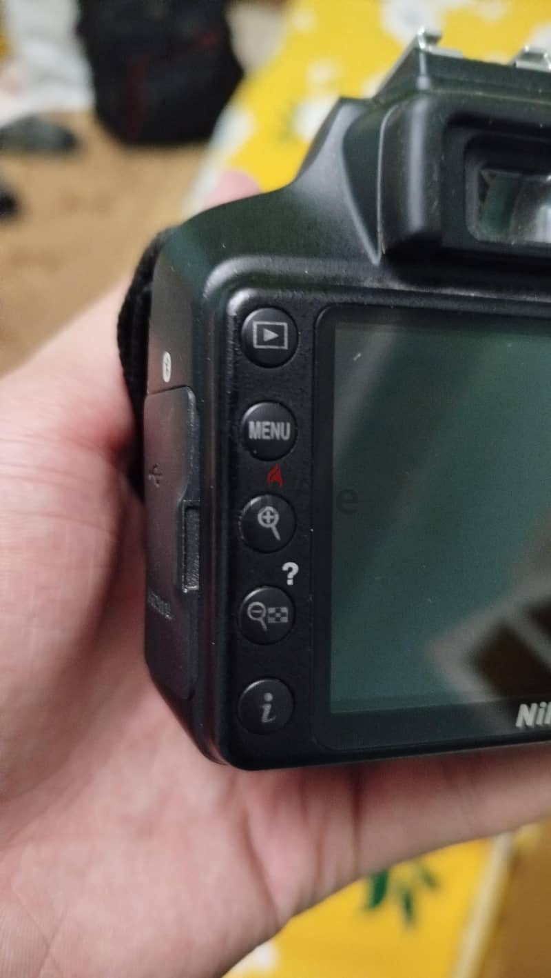 Nikon D3400 6