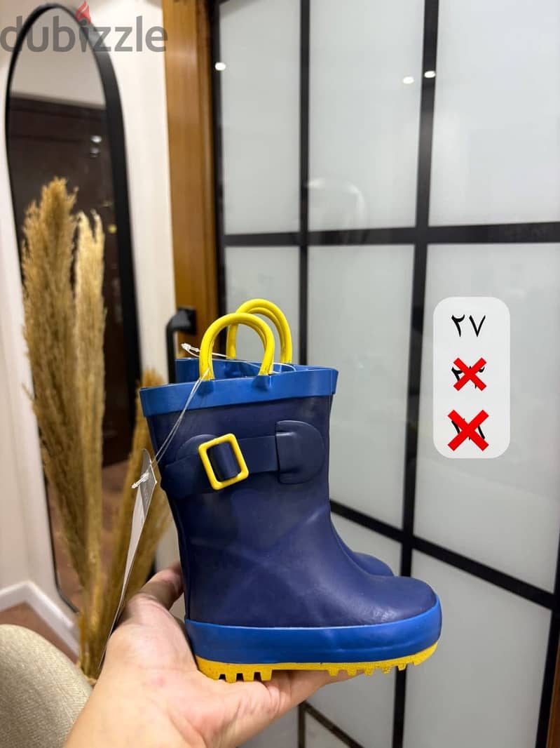 rain boots 1