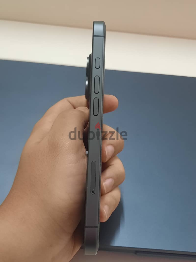 Apple - iPhone 17 3