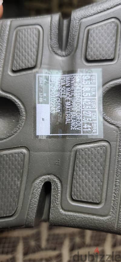 Skechers Clog (Crocs Shape) size 41