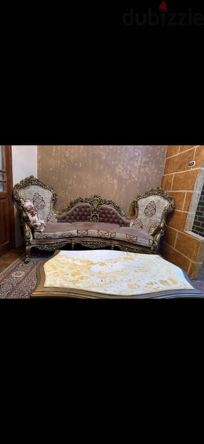 للبيع صالون ملكي فرنسي 6 قطع