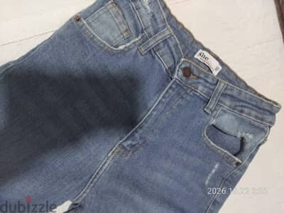 skinny jeans.