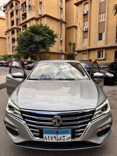ام جى ام جي 5 2023