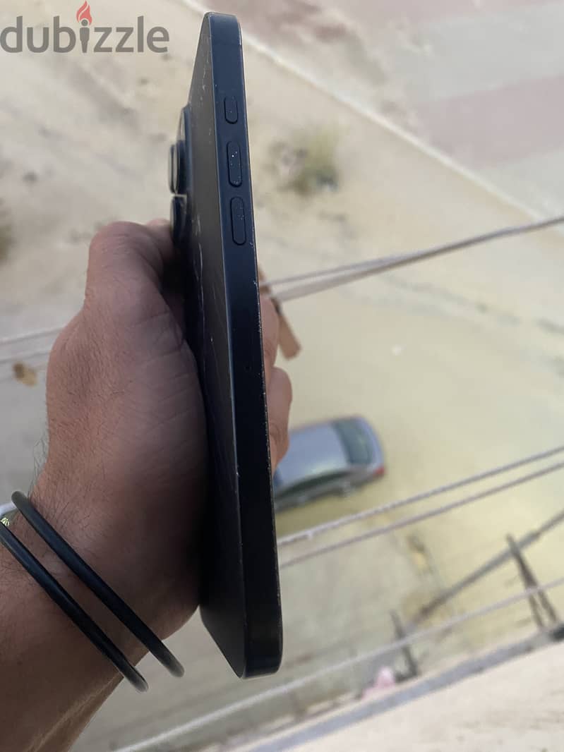Apple - iPhone 16 Pro Max 3