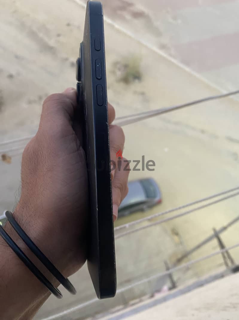 Apple - iPhone 16 Pro Max 4