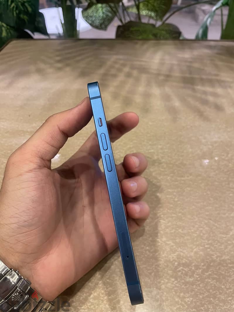Apple - iPhone 13 2