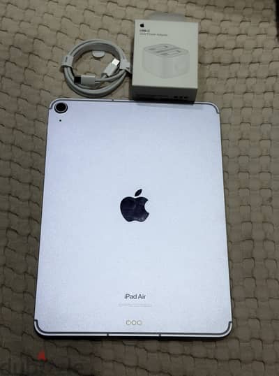 iPad Air 5th Generation M2 100 % Battery