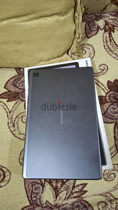 تابلت A7 معاه كل مشتملاته  احدث موديل للبيع بسعر حلو