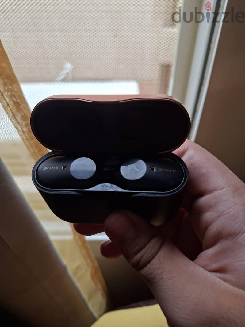 Sony Earbuds 1
