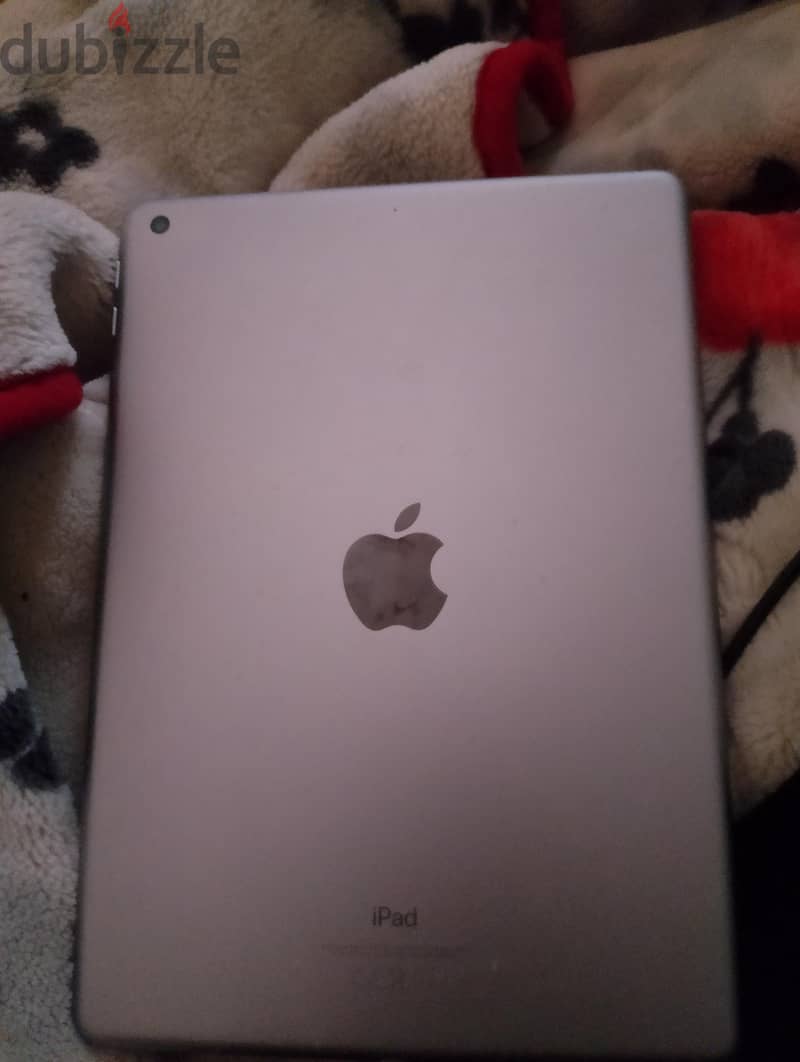 iPad8000 1