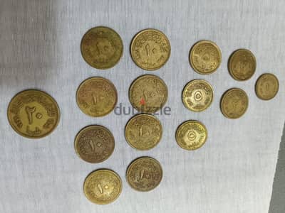 عدد 42 عمله للبيع من بعض التفاصيل داخل الإعلان