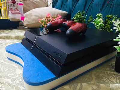 ps4 fat 1TB معدل بحالة ممتازة + 12 لعبة
