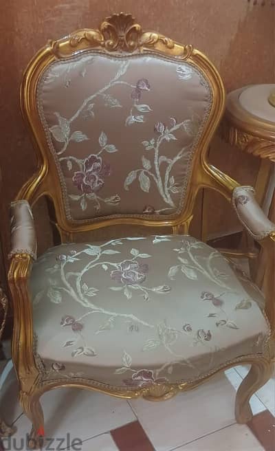 صالون بحاله جيده