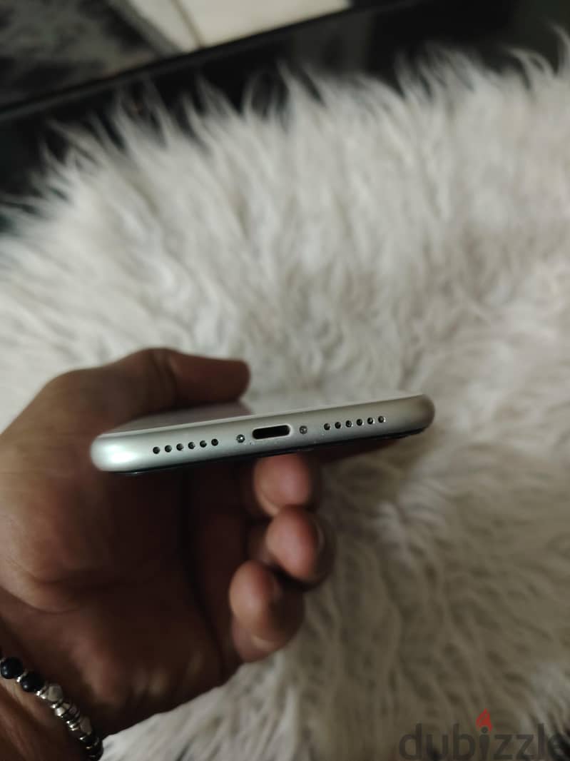 Apple - iPhone 11 5