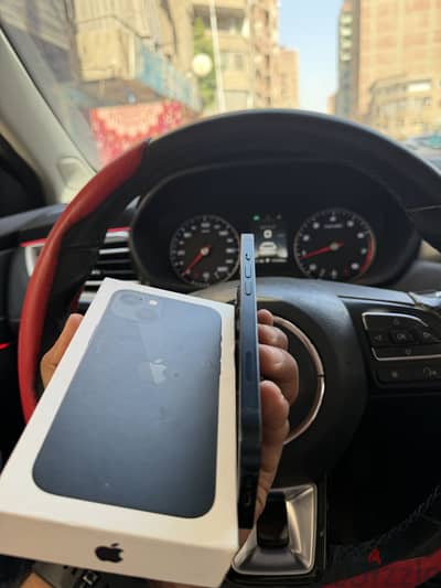 Apple - iPhone 13