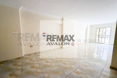 Apartment for sale 145 m Shedess (directly on the tram)