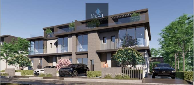 A prime townhouse located near Madinaty, Future City Gate, Suez Road, Al-Fattah Al-Aleem Mosque, and AUC, offering a strategic and highly desirable