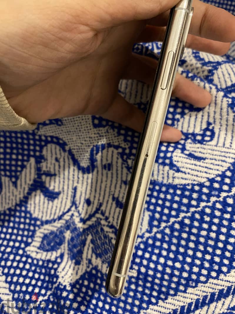 Apple - iPhone X 2