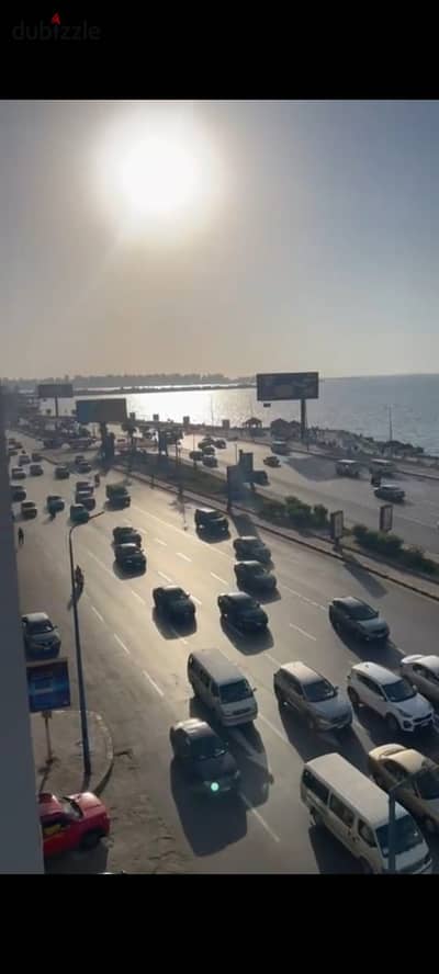  فرصة استثنائية للتملك في كامب شيزار – شقة ناصية على البحر مباشرة! 