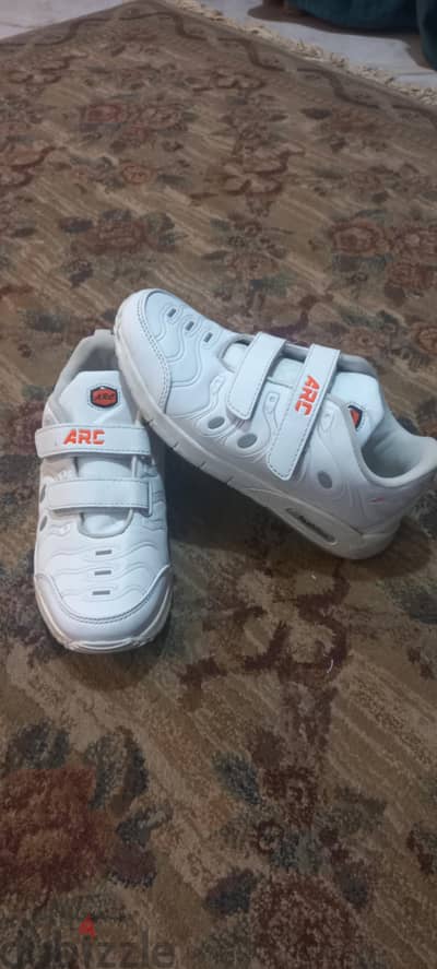 كوتش arc shose كوتش arc shose