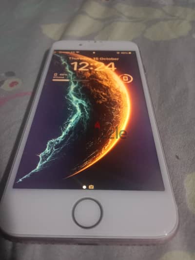 آبل - آيفون 8