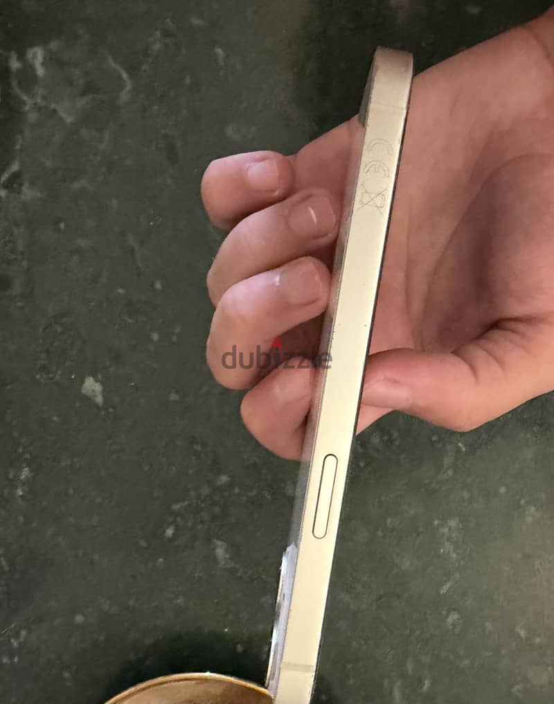 Apple - iPhone 13 4