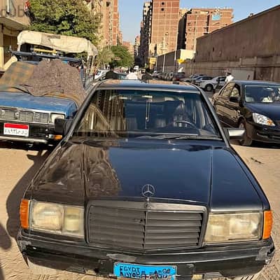 مرسيدس ١٩٠ موديل ١٩٨٧