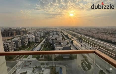 شقة متشطبة في ايون بالقرب من اركان بلازا