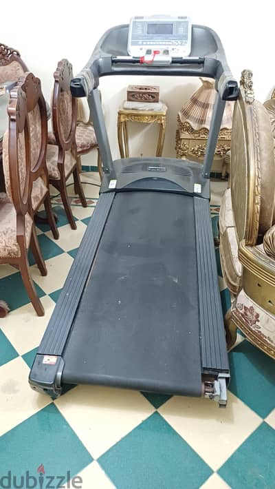 جهاز سير كهربائي بحاله ممتازة