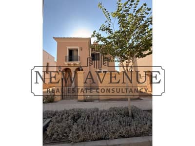 للبيع اقل من سعر السوق فيلا استلام فوري ٤٧٠ متر للبيع في سيتي جيت city gate Sapphire  phase