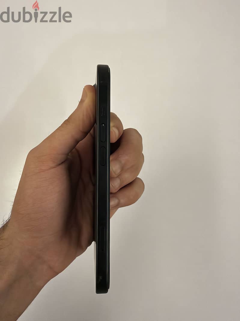 Apple - iPhone 15 4