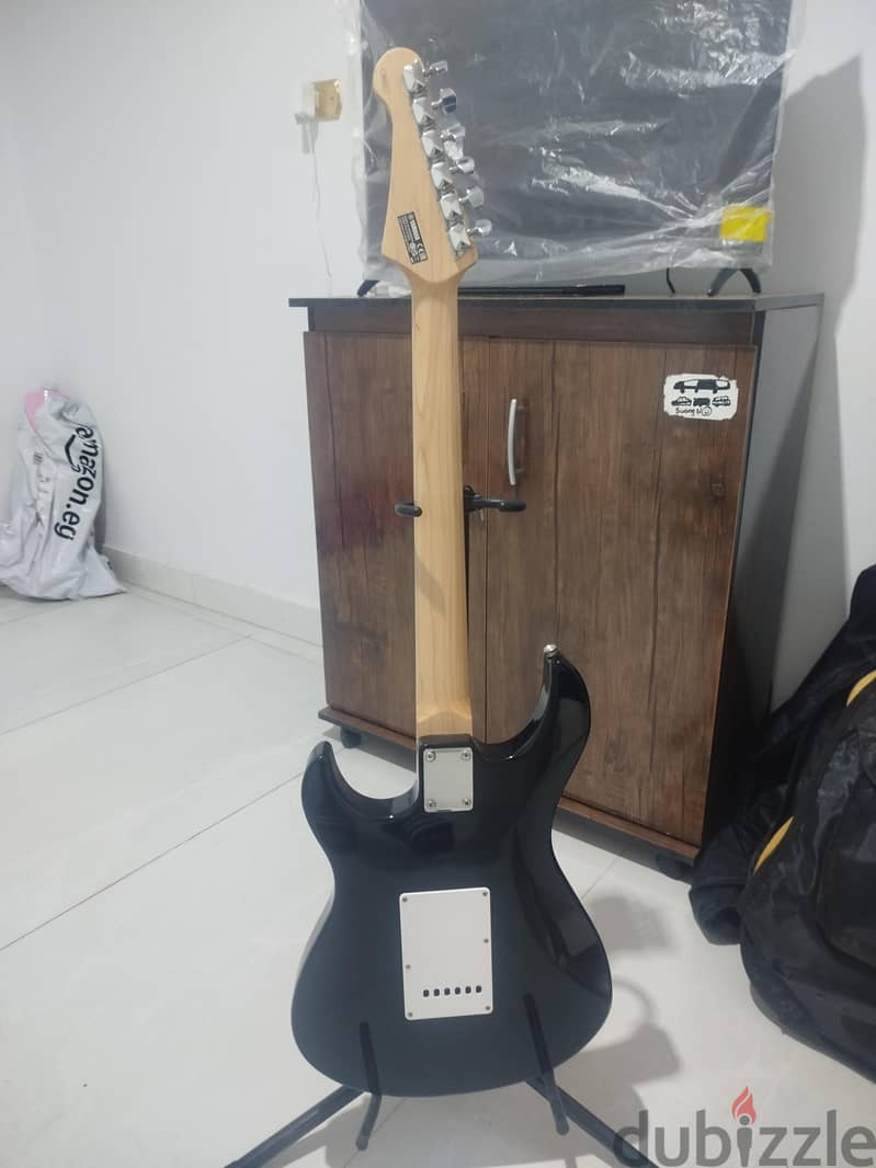 Yamaha Pacifica 2