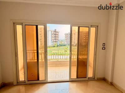 شقة للبيع بسعر لقطة في كمبوند وصال ريزيدنس