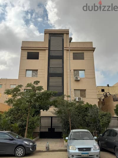 مصنع غذائي للإيجار 300 متر – المنطقة الصناعية بالتجمع الخامس