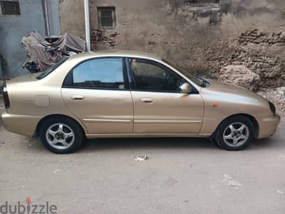 دايو لانوس 2000